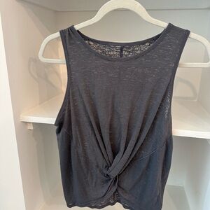 Lululemon Athletica Gray Knotted Front Tank Tee